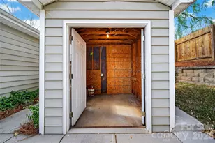 2851 Huckleberry Hill Dr, Fort Mill, SC 29715 - Photo 29