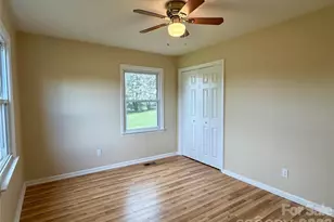 6257 W Nc 10 Hwy, Hickory, NC 28602 - Photo 29