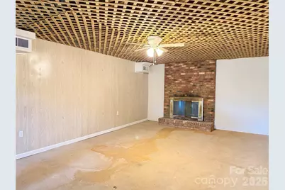 6257 W Nc 10 Highway, Hickory, NC 28602 - Photo 47