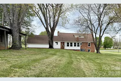 6257 W Nc 10 Highway, Hickory, NC 28602 - Photo 5