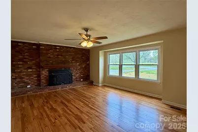 6257 W Nc 10 Highway, Hickory, NC 28602 - Photo 31