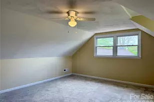 6257 W Nc 10 Hwy, Hickory, NC 28602 - Photo 37