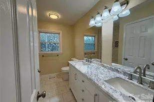 6257 W Nc 10 Hwy, Hickory, NC 28602 - Photo 21