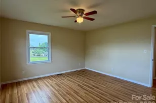 6257 W Nc 10 Hwy, Hickory, NC 28602 - Photo 27
