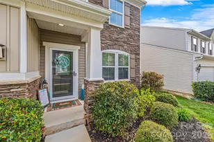 2739 Cypress Oak Ln, Gastonia, NC 28056 - Photo 3