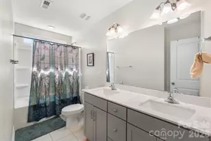 2004 Blewett Dr, Charlotte, NC 28269 - Photo 25