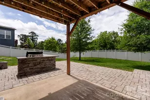 8763 Gladden Hill Ln, Fort Mill, SC 29715 - Photo 43