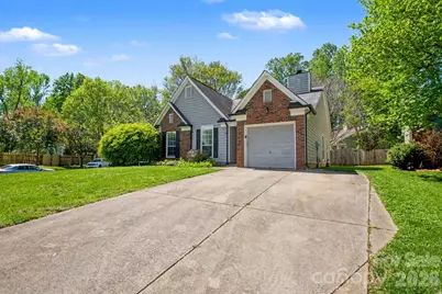 9214 Rotherham Lane, Charlotte, NC 28216 - Photo 3