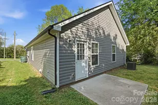 64 Hawthorne St SW, Concord, NC 28027 - Photo 25