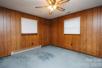 205 Bond Street, Marion, NC 28752 - Photo 15