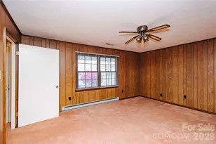 205 Bond St, Marion, NC 28752 - Photo 9