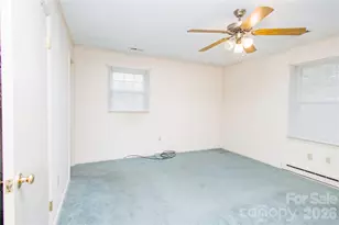 205 Bond St, Marion, NC 28752 - Photo 7