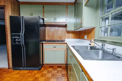 205 Bond Street, Marion, NC 28752 - Photo 27