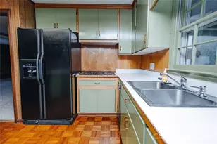 205 Bond St, Marion, NC 28752 - Photo 27