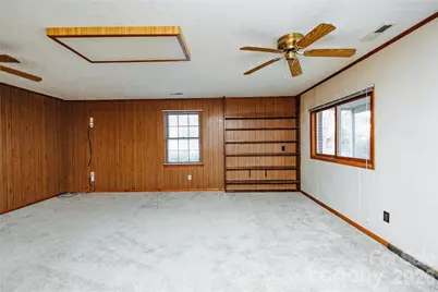 205 Bond Street, Marion, NC 28752 - Photo 29