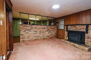 205 Bond St, Marion, NC 28752 - Photo 19