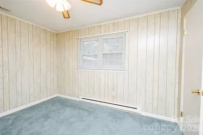 205 Bond Street, Marion, NC 28752 - Photo 17