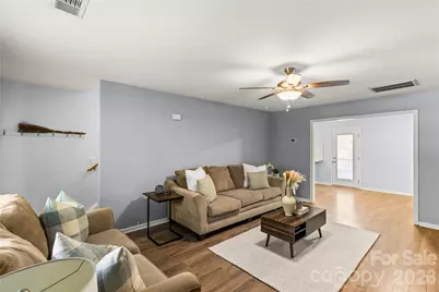 1604 Flagsworth Road, Clover, SC 29710 - Photo 7