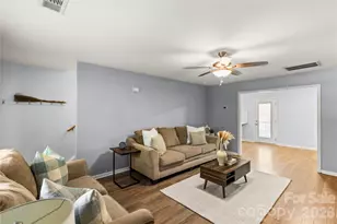 1604 Flagsworth Rd, Clover, SC 29710 - Photo 7