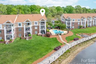 18633 Harborside Dr, Cornelius, NC 28031 - Photo 3