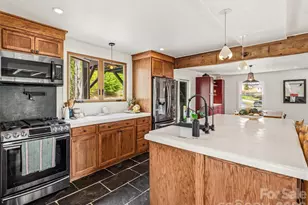51 Mark Twain Rd, Asheville, NC 28805 - Photo 15