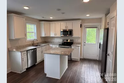 516 Beacon Street, Gastonia, NC 28054 - Photo 5