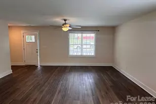 516 Beacon St, Gastonia, NC 28054 - Photo 3