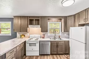 507 J C Dellinger Rd, Cherryville, NC 28021 - Photo 5