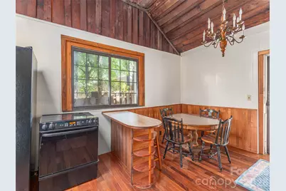 169 N Serpentine Avenue, Hot Springs, NC 28743 - Photo 31