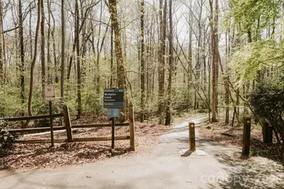 6809 Tara Drive, Charlotte, NC 28211 - Photo 19