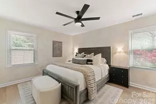 6809 Tara Dr, Charlotte, NC 28211 - Photo 7