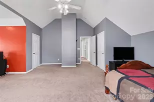 7720 Shiny Meadow Ln, Charlotte, NC 28215 - Photo 23