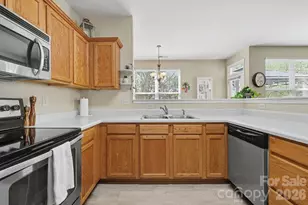 7833 Rolling Meadows Ln, Huntersville, NC 28078 - Photo 13