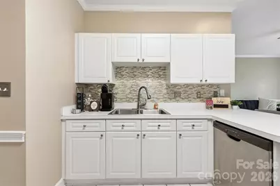 9054 Meadow Vista Road, Charlotte, NC 28213 - Photo 7