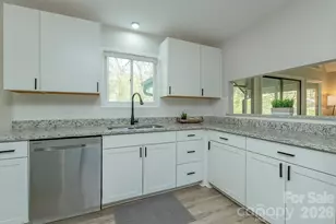 6230 Monticello Dr, Concord, NC 28027 - Photo 13