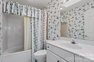 514 Cobblestone Ln, Flat Rock, NC 28731 - Photo 15