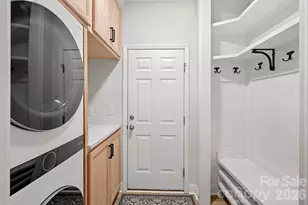 7026 Cloer Ct, Charlotte, NC 28214 - Photo 17