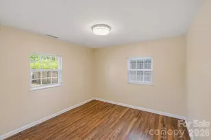 89 Carolina Ave, Brevard, NC 28712 - Photo 15