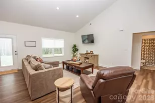 1686 Friendship Rd, Statesville, NC 28625 - Photo 5