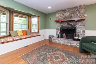 121 Churchill Downs Dr, Fairview, NC 28730 - Photo 5