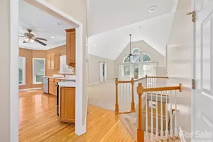 25 Ashefield Ct, Hendersonville, NC 28791 - Photo 3