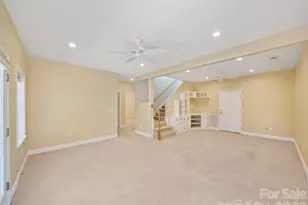 25 Ashefield Ct, Hendersonville, NC 28791 - Photo 29
