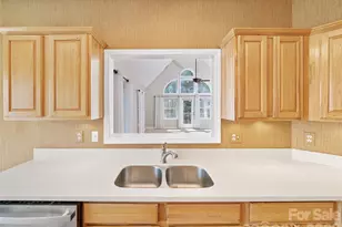 25 Ashefield Ct, Hendersonville, NC 28791 - Photo 13