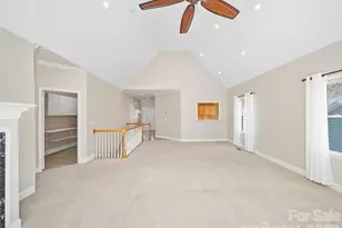 25 Ashefield Ct, Hendersonville, NC 28791 - Photo 9