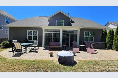 905 Raffaelo View, Mount Holly, NC 28120 - Photo 3