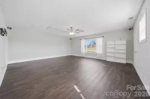 4805 Wordsworth Cir, Conover, NC 28613 - Photo 11