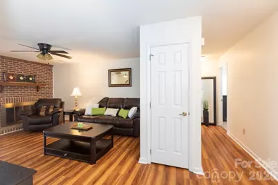 5600 Amity Springs Drive, Charlotte, NC 28212 - Photo 9