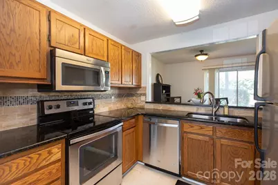 5600 Amity Springs Drive, Charlotte, NC 28212 - Photo 9