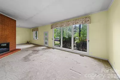 1051 Paramount Circle, Gastonia, NC 28052 - Photo 5