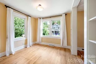 30 Monroe Pl, Asheville, NC 28801 - Photo 15